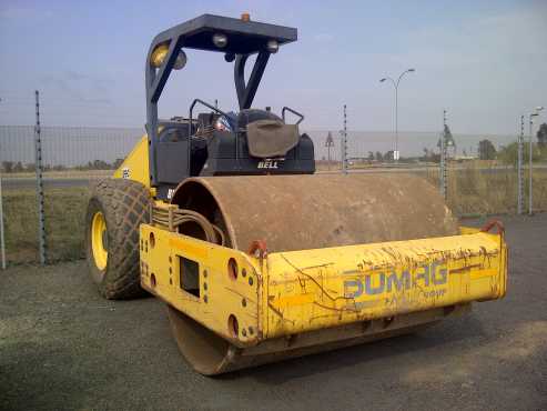 BOMAG BW213D-40 Smooth Drum Roller