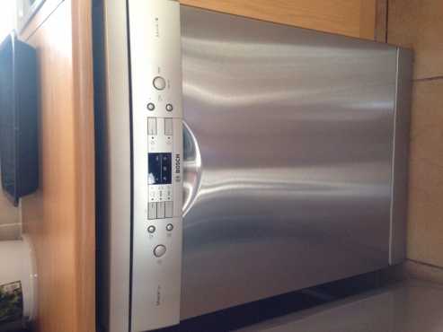 Bosch serie 6 dishwasher almost brand new