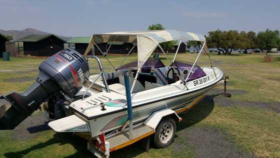 Bow Rider motor boat