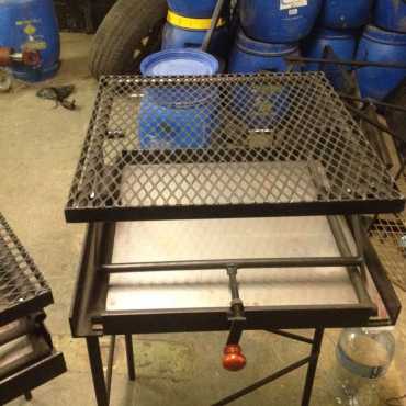 Braai 500 x500 adjustable contact me on 0823899178 Franco