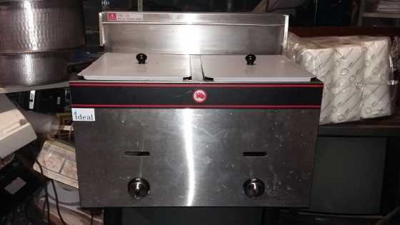 Brand New 2x6lt Gas Fryer