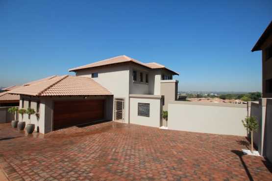 Brand new 3 bedroom house in waverley, all cost included