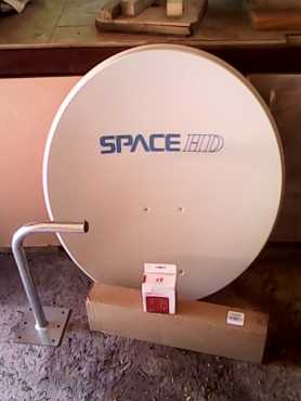 Brand new 85cm Dish kit