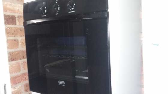 Brand new Defy slimline 600e oven