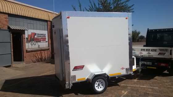 BRAND NEW FRIGES TRAILERS FOR SALE