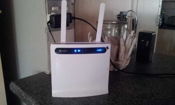 Brand New HUAWEI B593 LTE Router