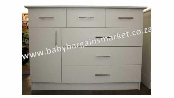 Brand New Large White Compactum With 3 Top Drawers