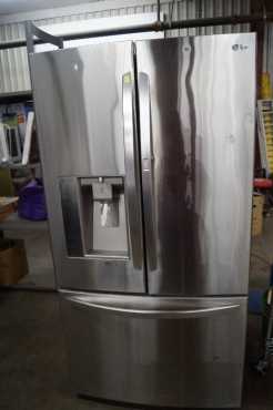 Brand new LG Refrigerator for sale with Box..never used.