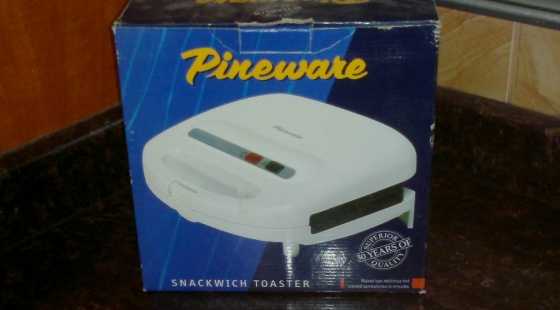 Brand New Pineware Snackwich Toaster