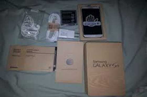 Brand New Samsung Galaxy S4, with Accessories.