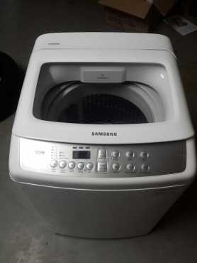 Brand new Samsung Top Loader 9KG washing machine available for sale