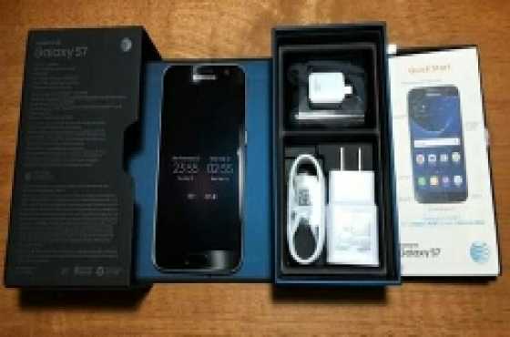 Brand new SamsungbS7 onyx black