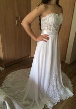 Brand new wedding dress