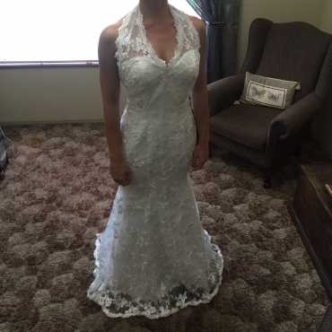 BRAND NEW WEDDING DRESS FOR SALE