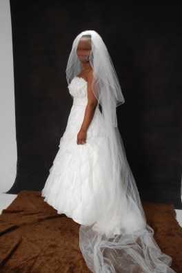 Bride amp Co. Stunning wedding dress for sale