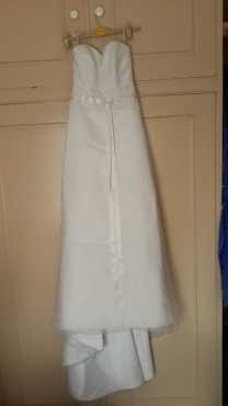 Bride amp CO wedding dress for sale never been worn