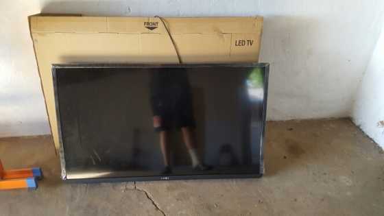 Broken 50 inch led tv