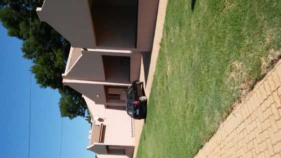 Bronkhorstbaai - 3 bedroom unit to rent