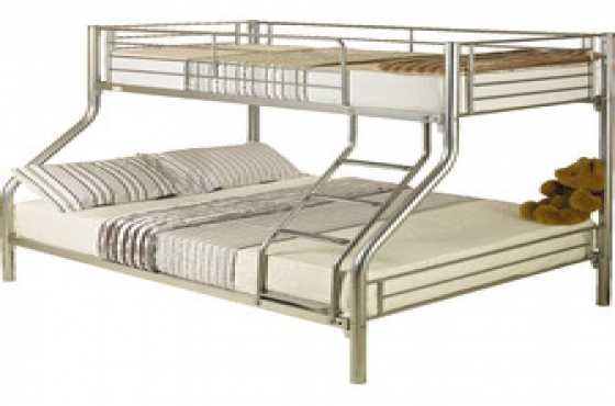 BUNK BED WITH FITTED DOUBLE AND SINGLE MATTRESSES