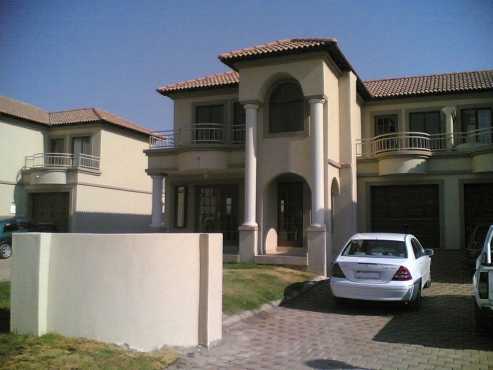 BURGERSFORD - 3 Bedroom Duplex in Security Estate