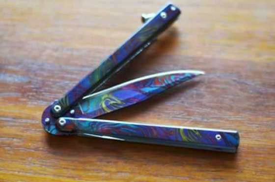 Butterfly knife