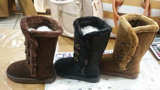 Button Uggs