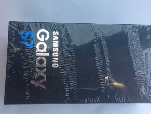 Buy a Samsung Galaxy S7 32Gb sealed black