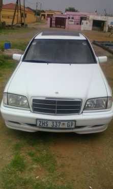 C230 kompressor sport manual gearbox 2000 model for sale