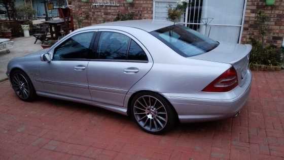 C32 AMG Merc V6 Komp for sale