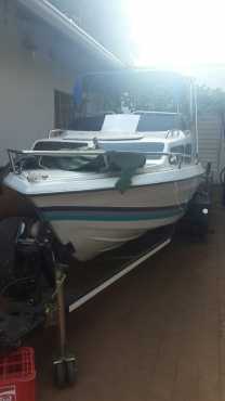 Cabin Cruiser 21ft