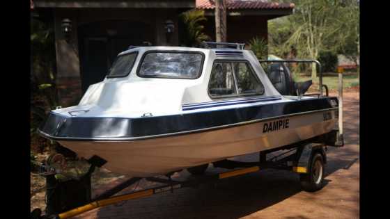 Cabin Cruiser boat plus 60hp Mariner