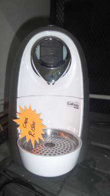 Caffe Italia coffee machine (uses pods)