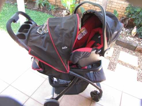 Camping Cot with Carry Cot and Pram with Car Seat For Sale