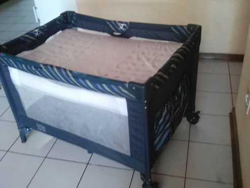 Camping cot with mattress