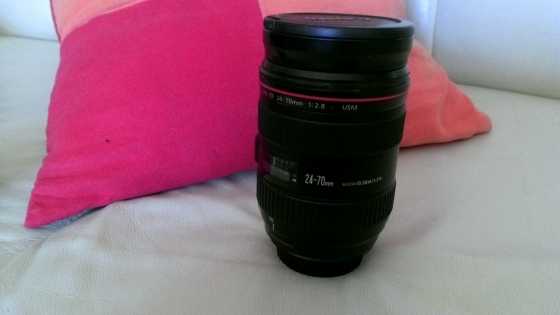 Canon 24-70mm F2.8 L USM MK I in excellent condition Plz No Scammers