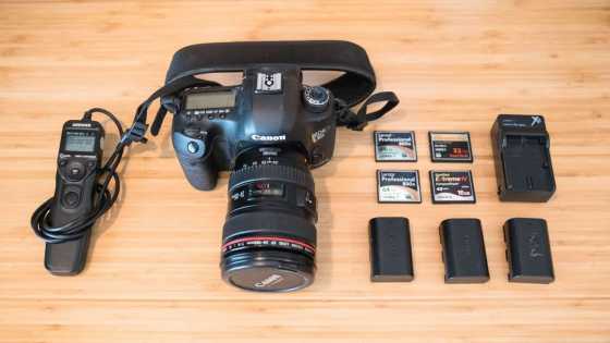 Canon 5D Mark III Kit W Canon quotLquot Series 24-105