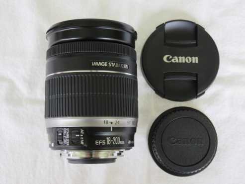 Canon EF-S 18-200mm f3.5-5.6 IS Lens