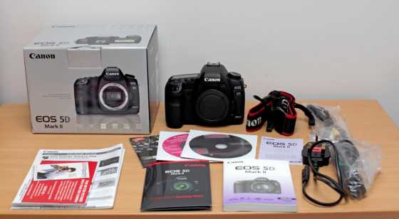 Canon EOS 5D Mark II Black For Sale