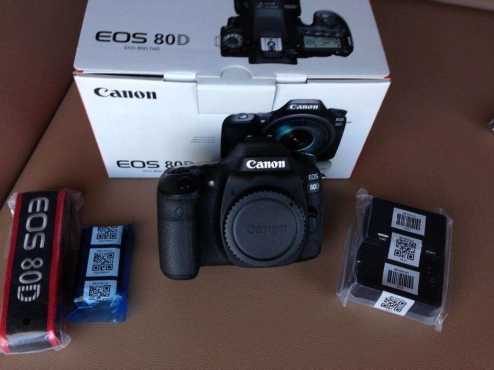 Canon EOS 600D 18.0 MP SLR Digital Camera - Black (Kit m  EF-S 18-55