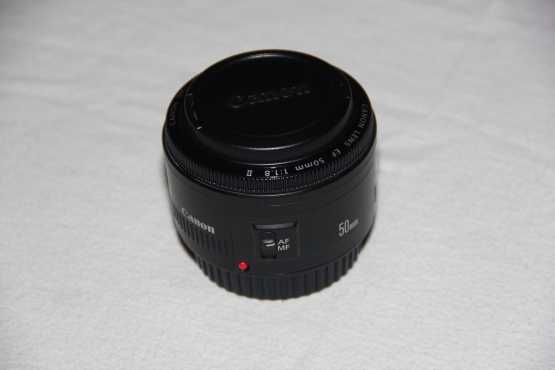 Canon SLR camera lens EF 50mm 11.8