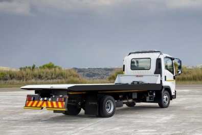 Car Towing  Transport Pretoria to Bloemfontein.
