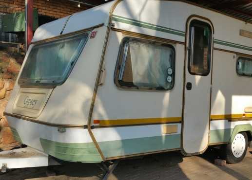 Caravan Gypsy 4  model 1989 to swop for small vehicle