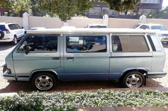 Caravelle 2.5i,99 model