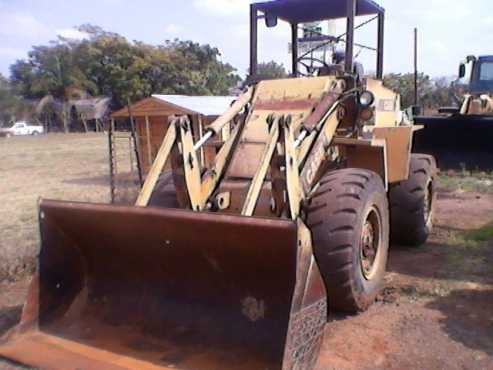 Case W20B Front Loader