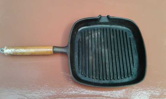 Cast Iron Griddle Pan.