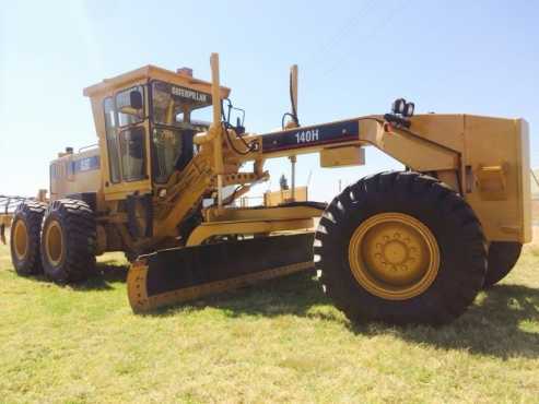 Cat 140H Grader