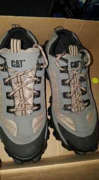 CAT Intruders. Size 7