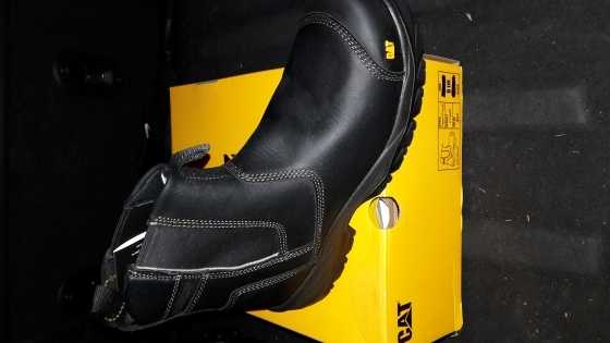 CAT Safety Boots