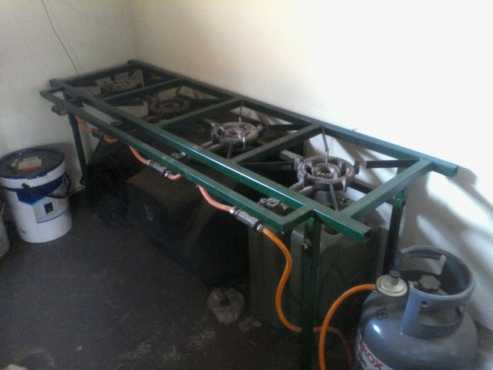 Catering equipped amp 4 burner gas table