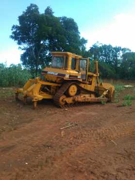 Caterpillar D6H Dozer